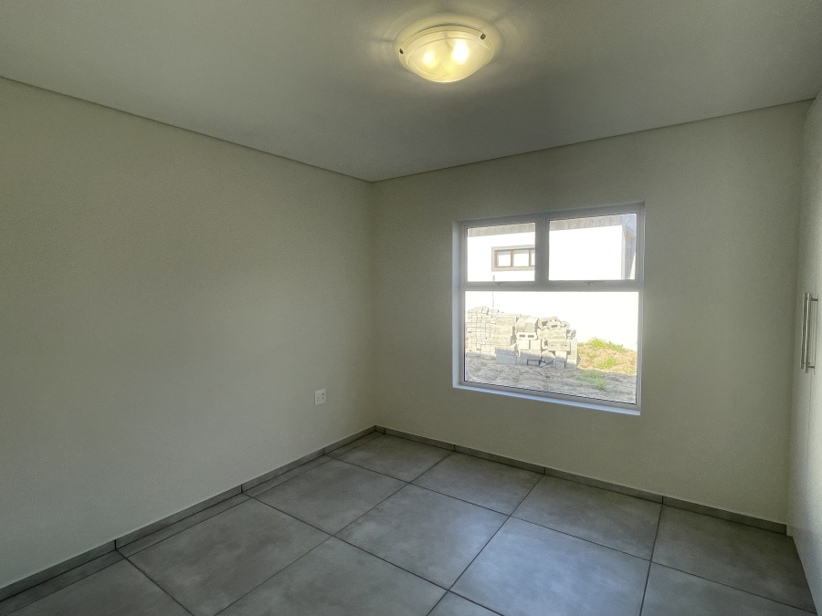4 Bedroom Property for Sale in Myburgh Park Western Cape